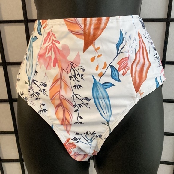 Shein Swimwear 2 piece shein - Picture 5 of 6